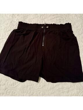 Embrace life Hiking Shorts